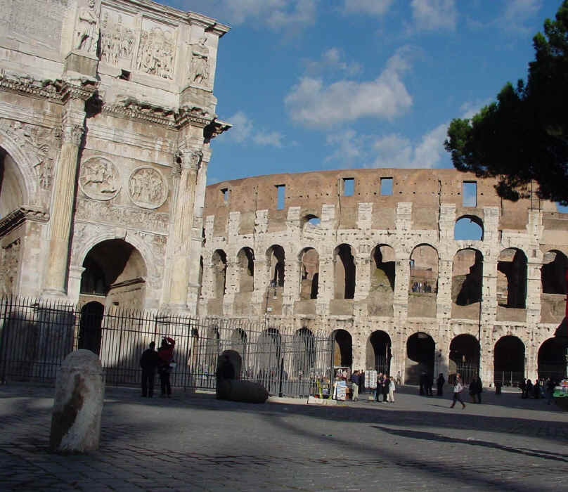 ArchConstantineColosseum2.jpg (286648 bytes)